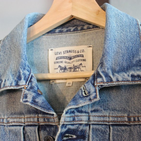 Vintage Levi's Stonewash Denim Jacket - Picture 3 of 5